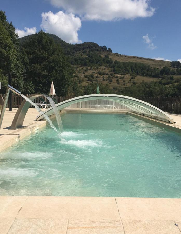Mas Molladar Solo Adultos Guest House Camprodon Bagian luar foto